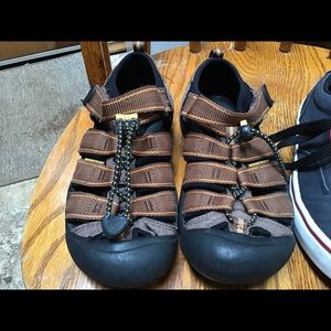 SOLD Youth KEEN Sandals SOLD